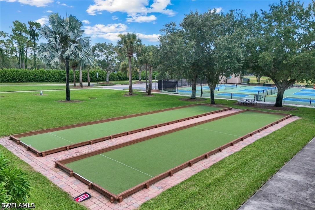 2 Bed Condominium for Sale in Stoneybrook, photo 38