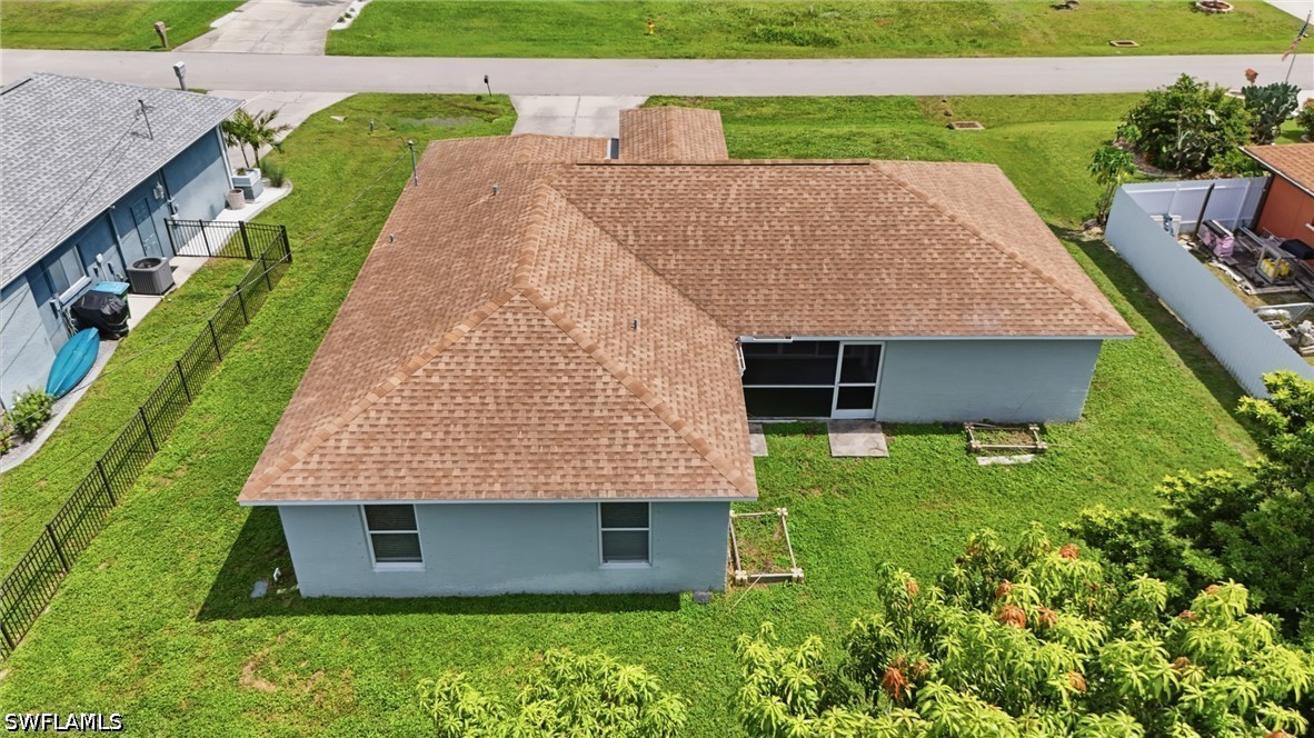 3 Bed SingleFamilyResidence for Sale in Cape Coral, photo 38