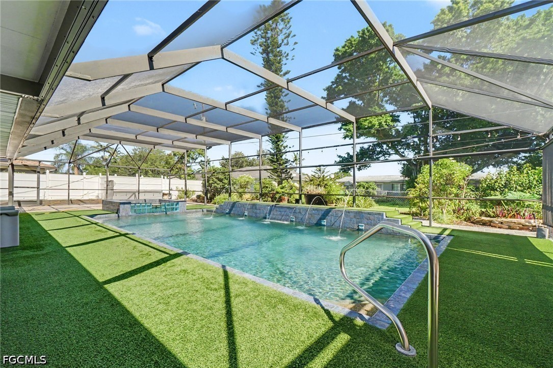 3 Bed Pool Home for Sale in Cape Coral, photo 38