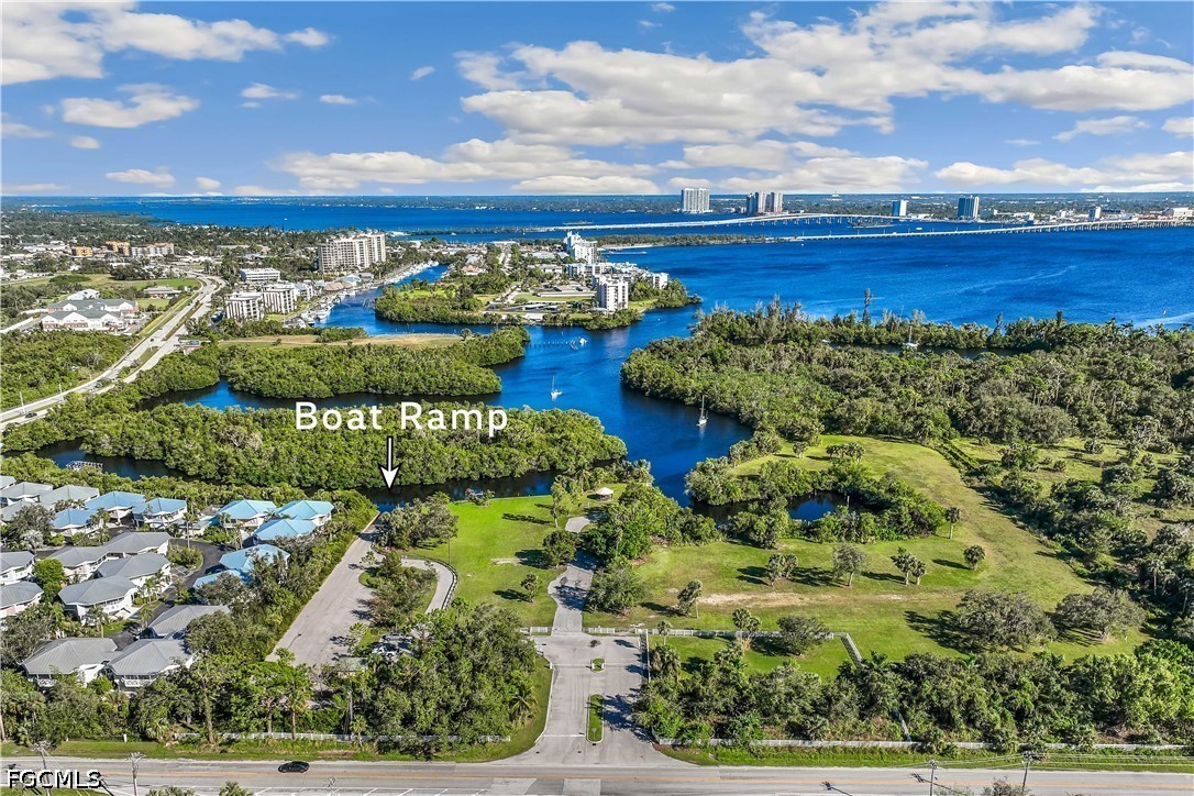 2 Bed Condominium for Sale in North Fort Myers, photo 38