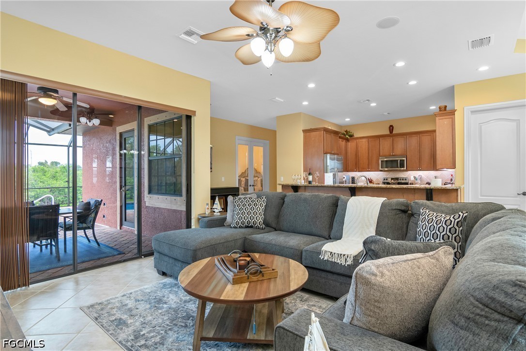 3 Bed Pool Home for Sale in Cape Coral, photo 38