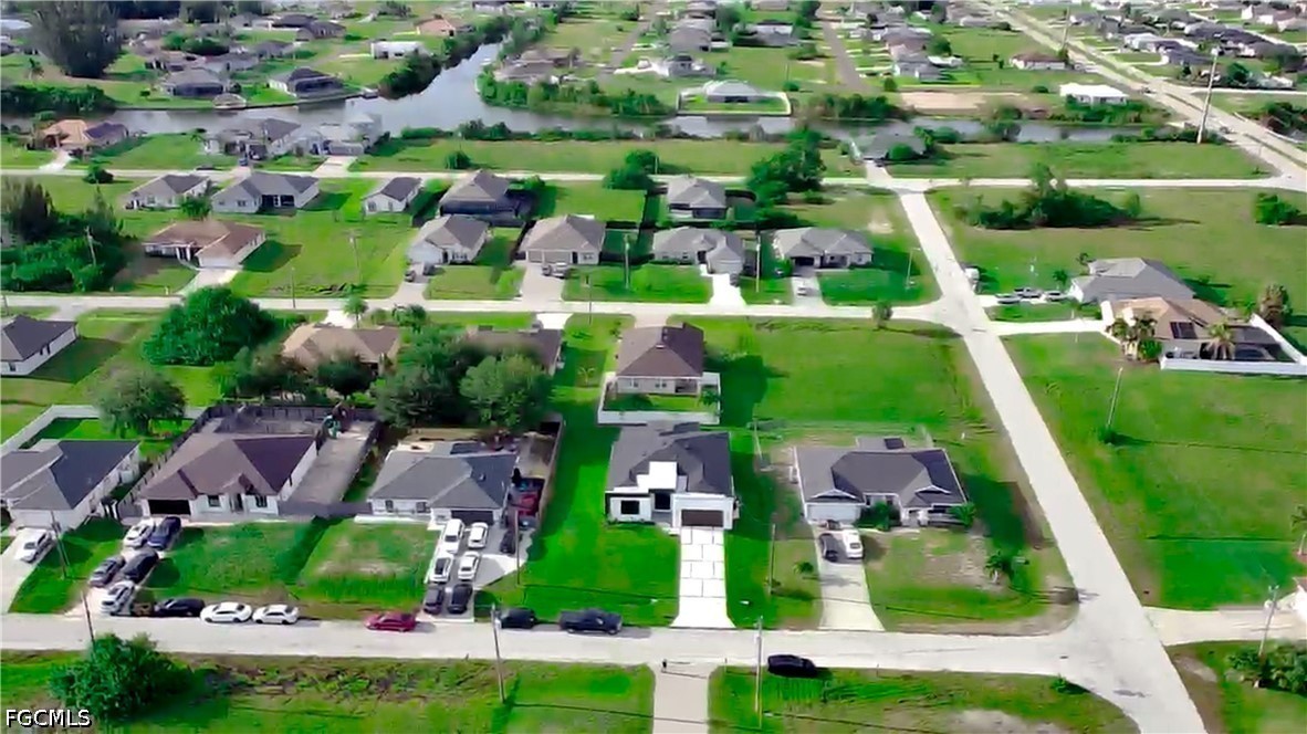 4 Bed SingleFamilyResidence for Sale in Cape Coral, photo 38