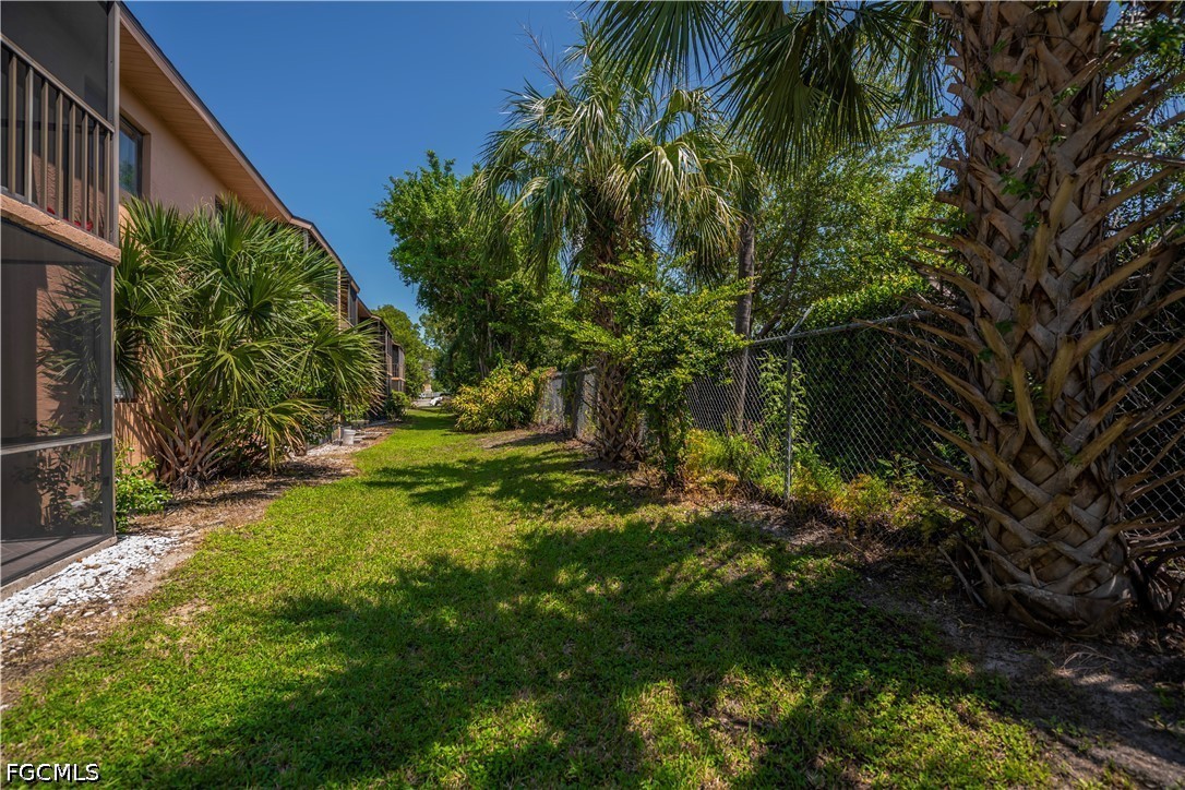 2 Bed Condominium for Sale in Fort Myers, photo 38
