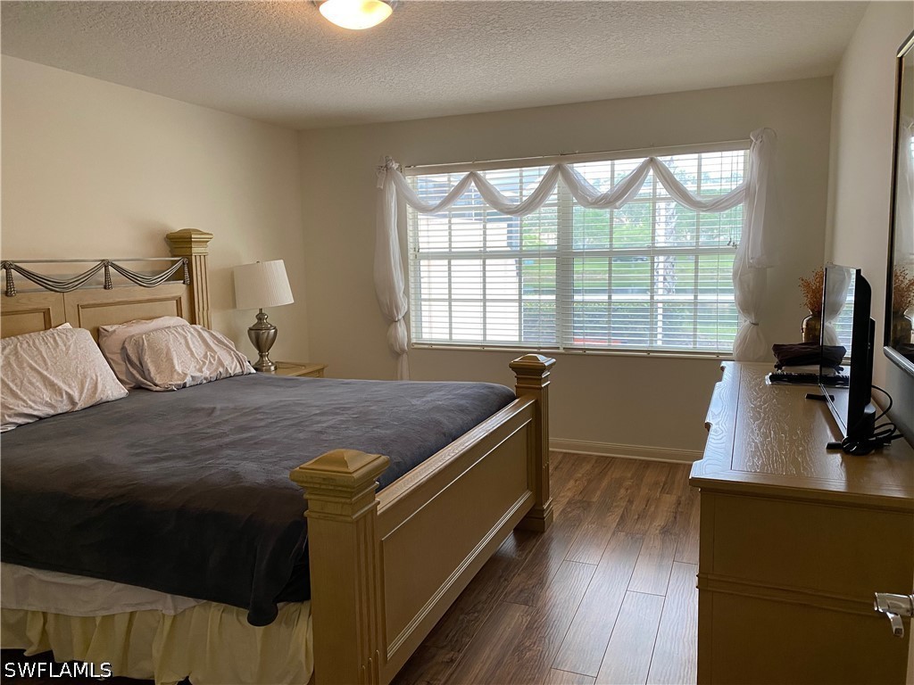 2 Bed Waterfront Home for Sale in Village Walk, photo 38