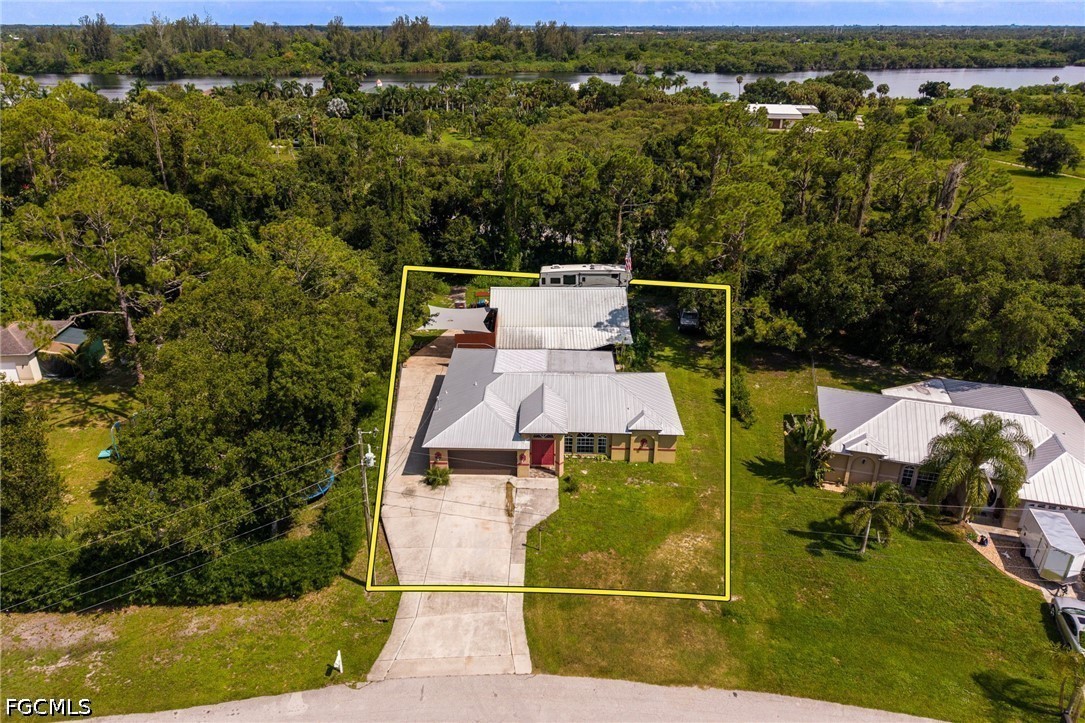 3 Bed SingleFamilyResidence for Sale in Timberbend Subd, photo 38