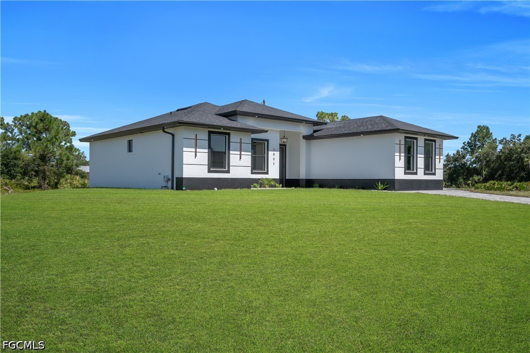 4 Bed SingleFamilyResidence for Sale in Lehigh Acres, photo 38
