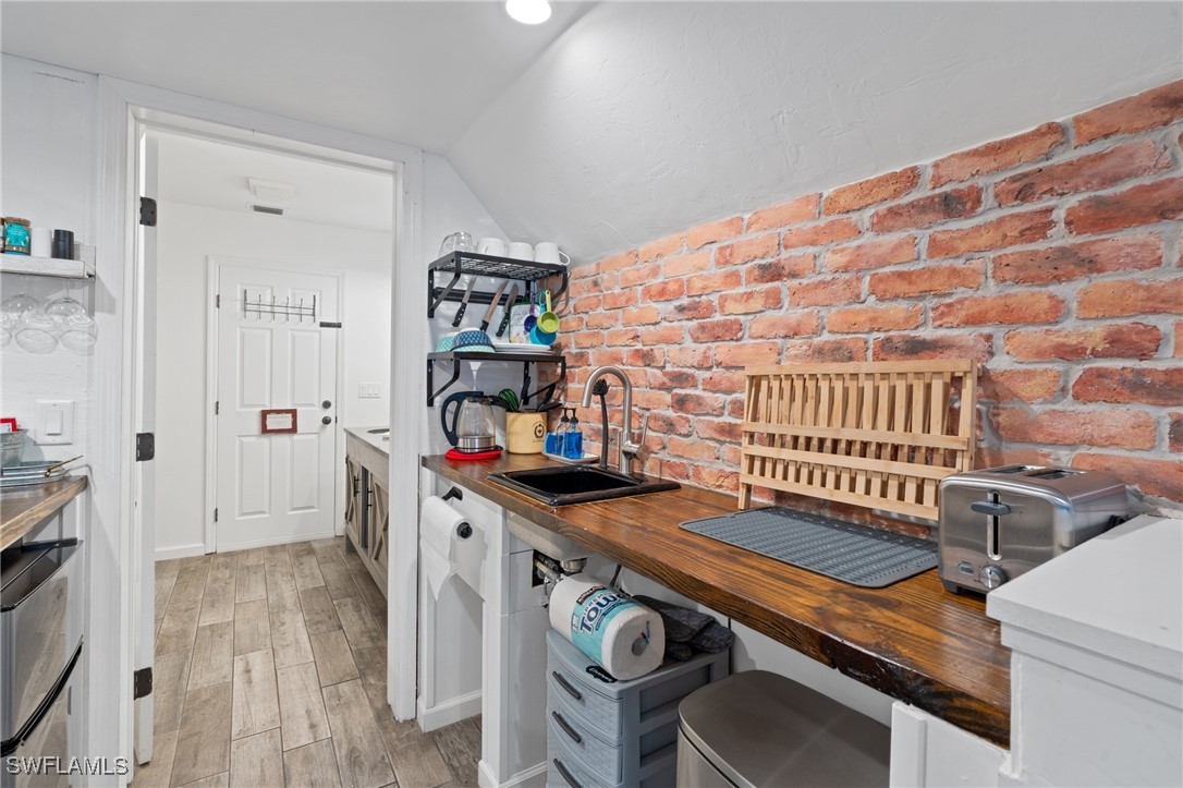 3 Bed SingleFamilyResidence for Sale in San Carlos Park, FL — photo 39