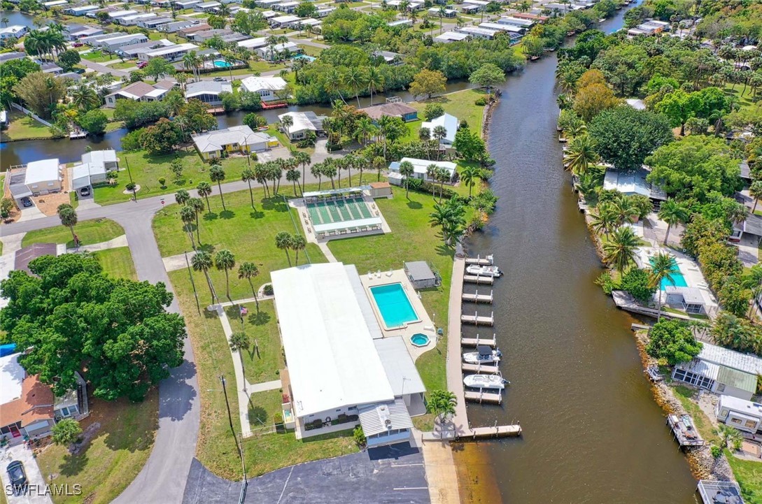 2 Bed ManufacturedHome for Sale in Naples, FL, $295,000 — photo 39