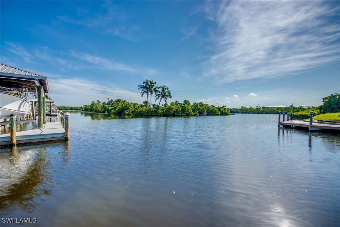 2 Bed Waterfront Home for Sale in Bokeelia, photo 39
