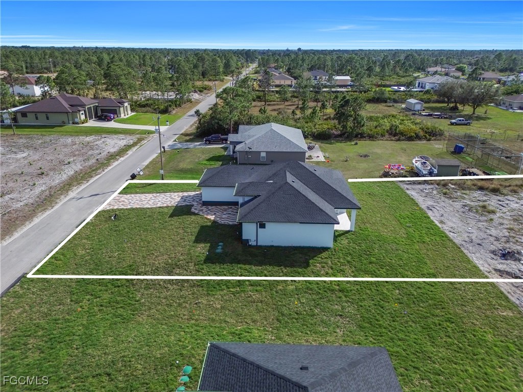 3 Bed SingleFamilyResidence for Sale in Lehigh Acres, photo 39