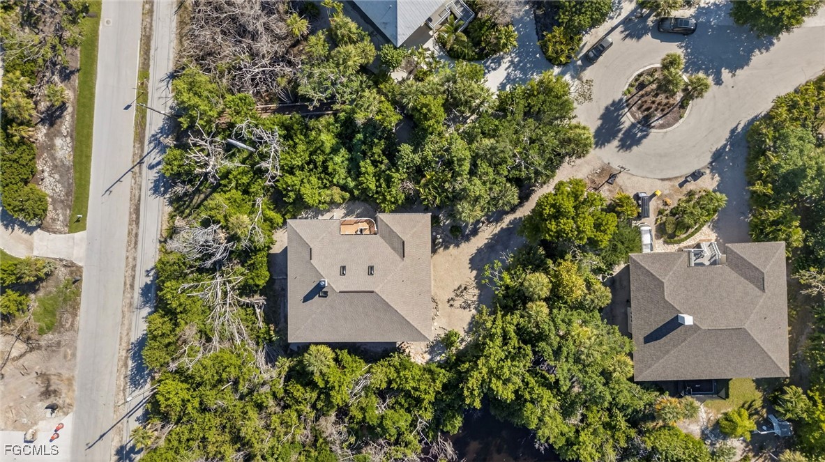 3 Bed Waterfront Home for Sale in Sanibel, FL, $750,000 — photo 39