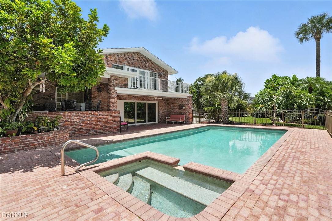 3 Bed Pool Home for Sale in Cape Coral, photo 39