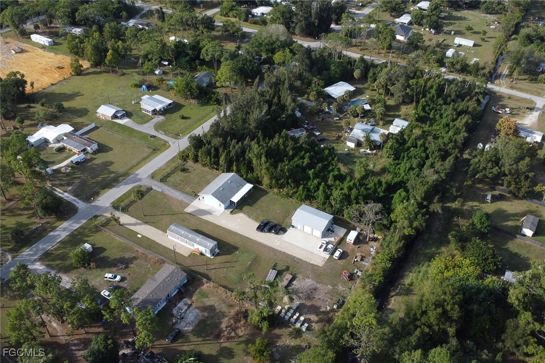 3 Bed SingleFamilyResidence for Sale in Not Applicable, FL — photo 39
