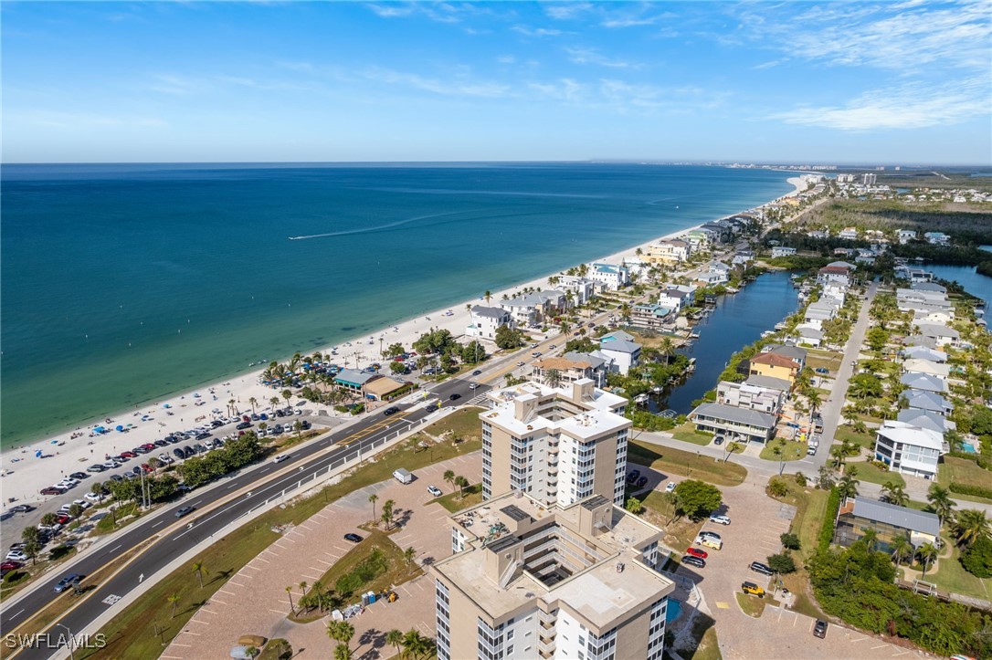1 Bed Waterfront Home for Sale in Bonita Beach, photo 39