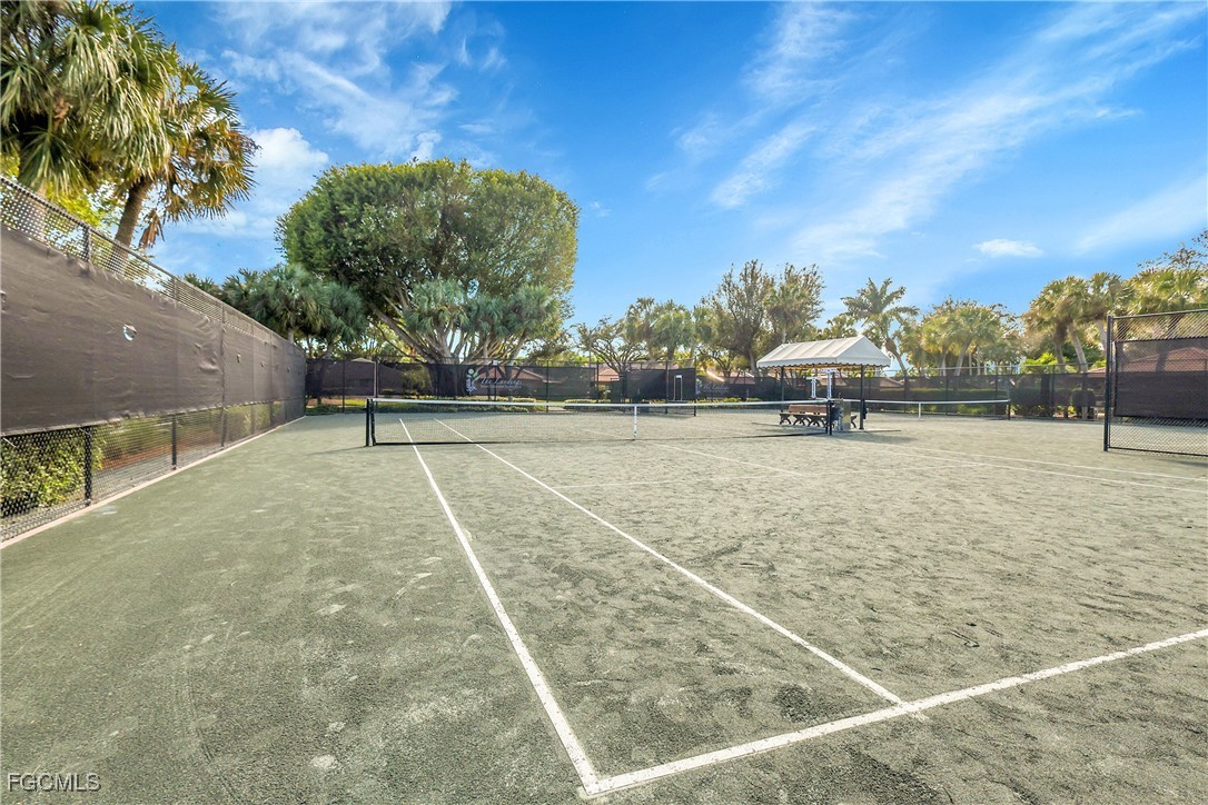 2 Bed Condominium for Sale in Fort Myers, photo 39