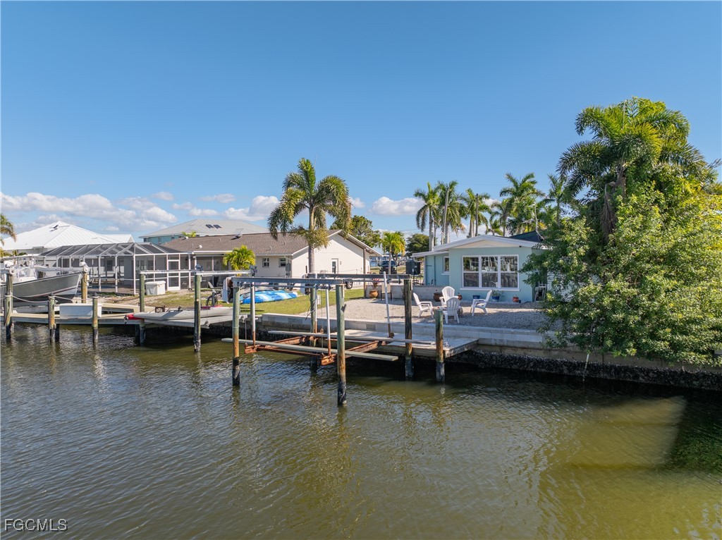 2 Bed Waterfront Home for Sale in Matlacha, FL, $339,000 — photo 39