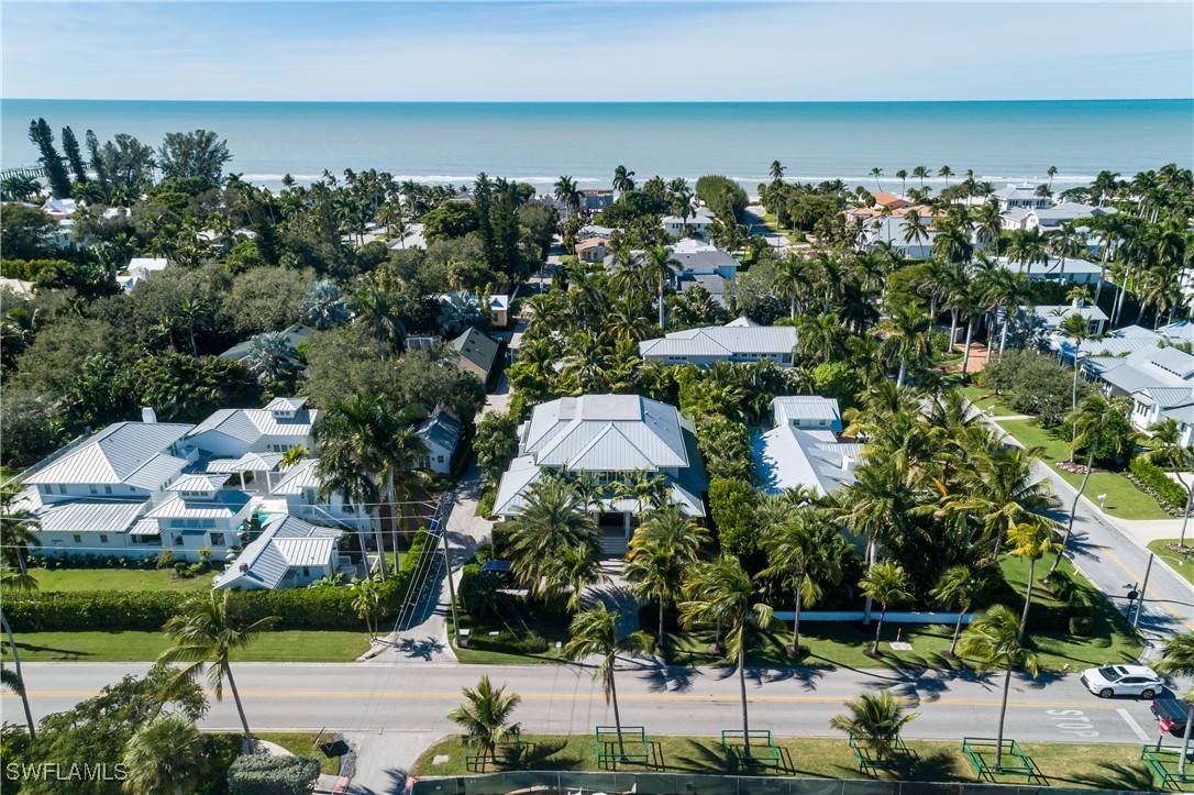 6 Bed Pool Home for Sale in Olde Naples, photo 39