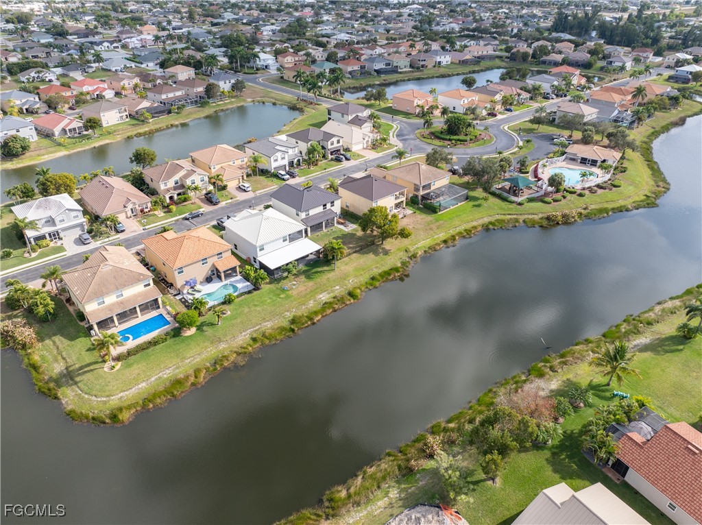 5 Bed Pool Home for Sale in Heatherwood Lakes, photo 39