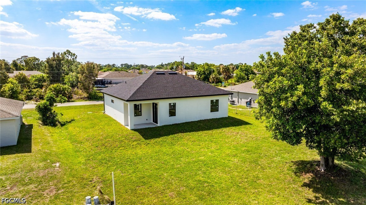 3 Bed SingleFamilyResidence for Sale in Lehigh Acres, photo 39