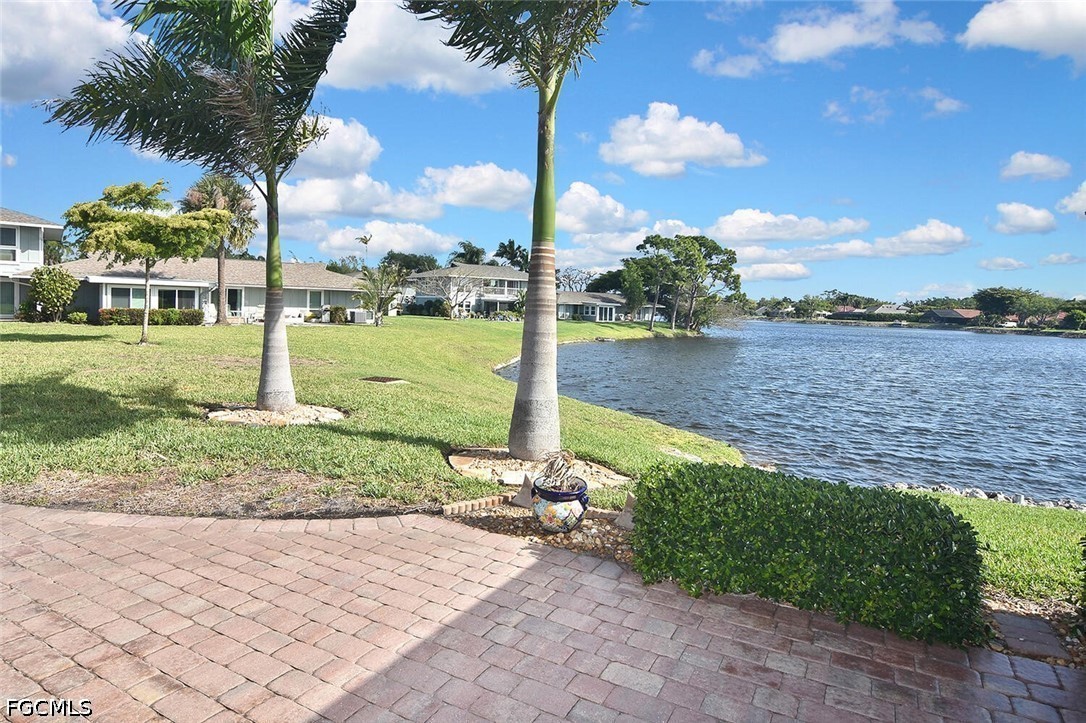 2 Bed Waterfront Home for Sale in Fort Myers, photo 39