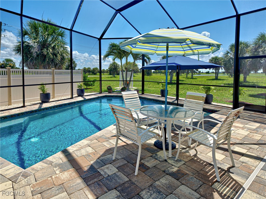 2 Bed Pool Home for Sale in Rotonda Villas, photo 39