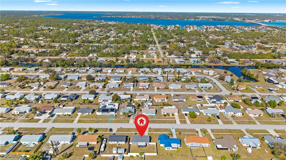 2 Bed SingleFamilyResidence for Sale in Gulf Cove, photo 39