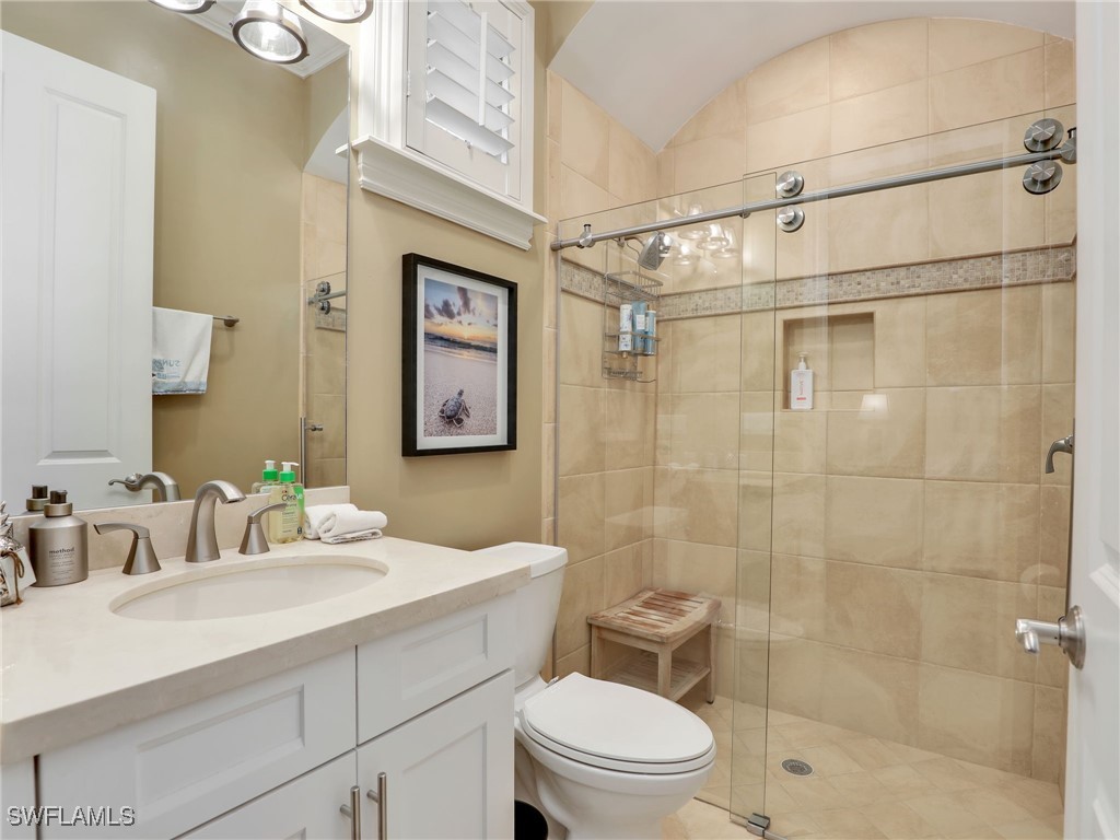 4 Bed Pool Home for Sale in Grande Estates, photo 39