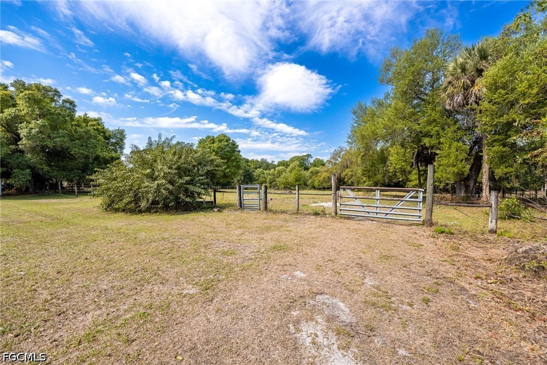 4 Bed SingleFamilyResidence for Sale in Buckingham, FL — photo 39