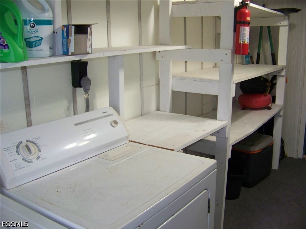 2 Bed ManufacturedHome for Sale in Carriage Village, photo 39