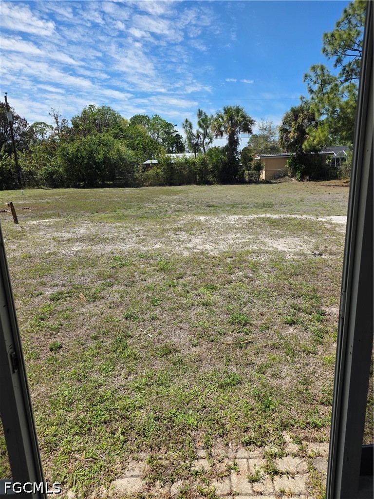 3 Bed SingleFamilyResidence for Sale in Lehigh Acres, photo 39