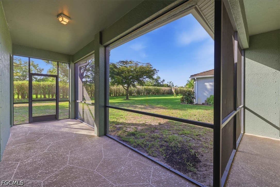4 Bed SingleFamilyResidence for Sale in Stoneybrook, photo 39