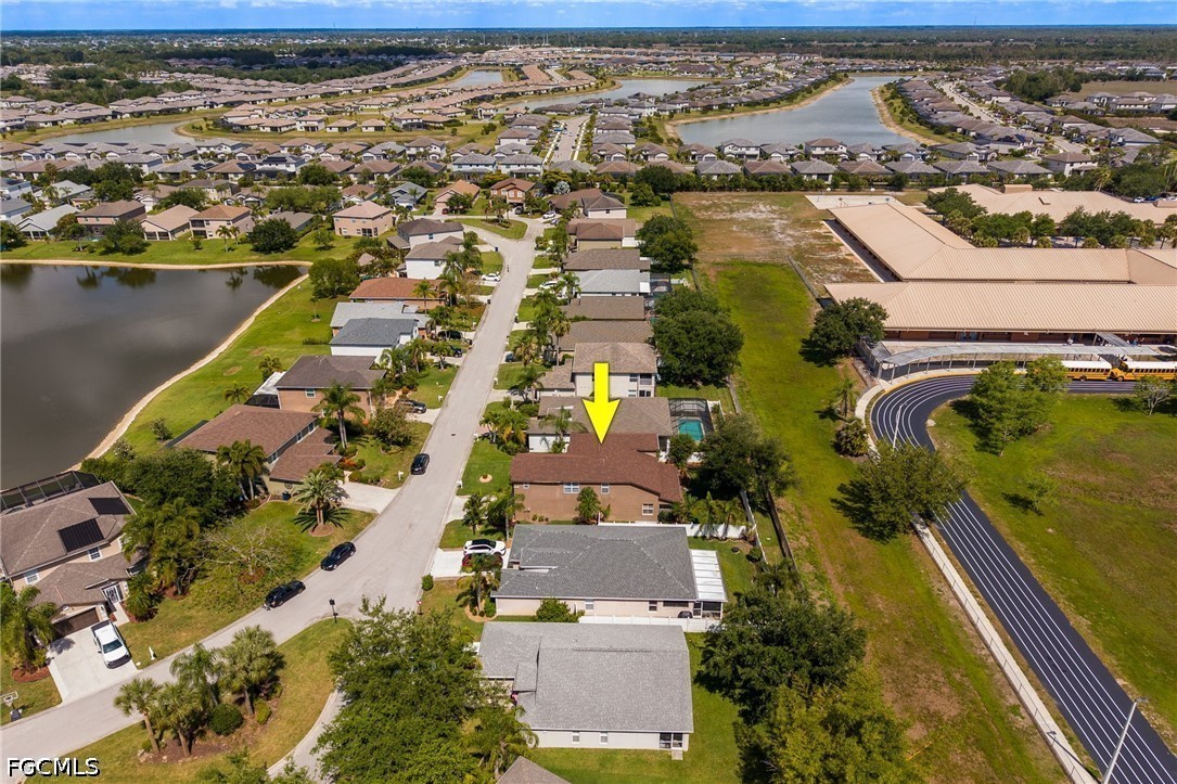 4 Bed SingleFamilyResidence for Sale in Cypress Cay, FL — photo 39