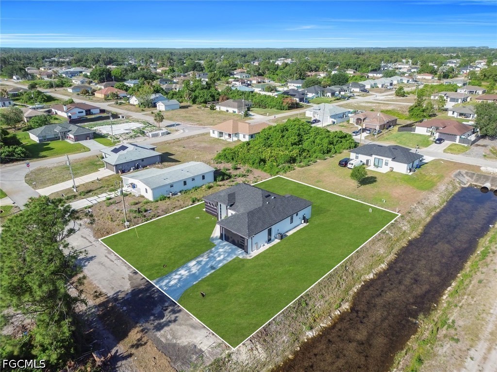 3 Bed SingleFamilyResidence for Sale in Lehigh Acres, photo 39