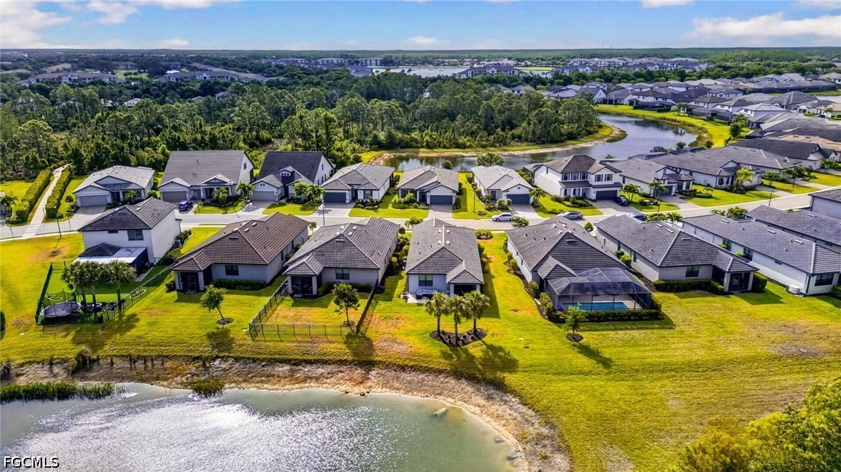 3 Bed SingleFamilyResidence for Sale in Eagle Reserve, FL — photo 39