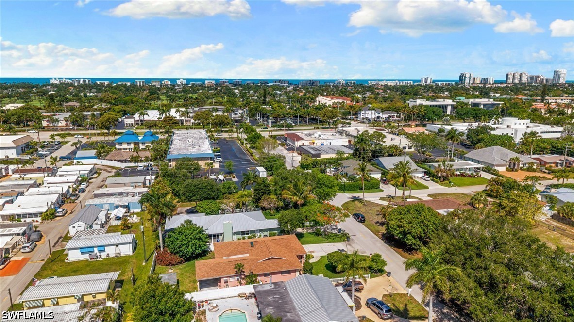 3 Bed SingleFamilyResidence for Sale in Naples, photo 39