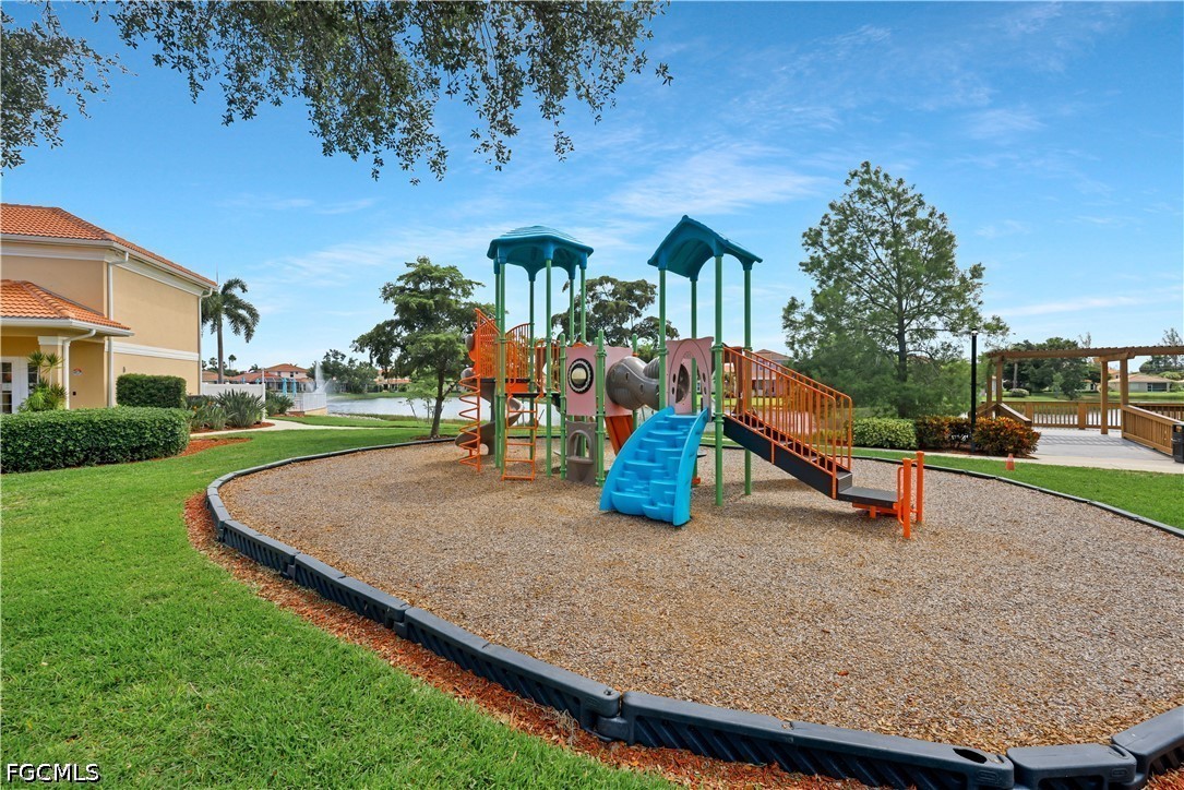 5 Bed SingleFamilyResidence for Sale in Santa Barbara, photo 39