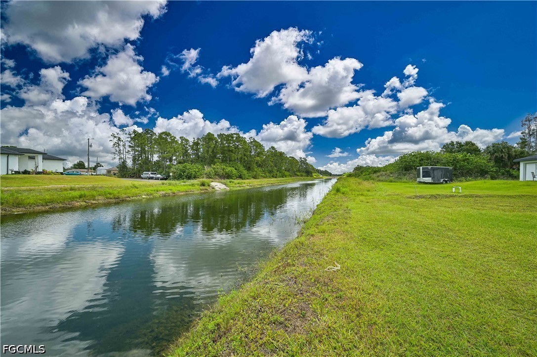 4 Bed Waterfront Home for Sale in Lehigh Acres, photo 39