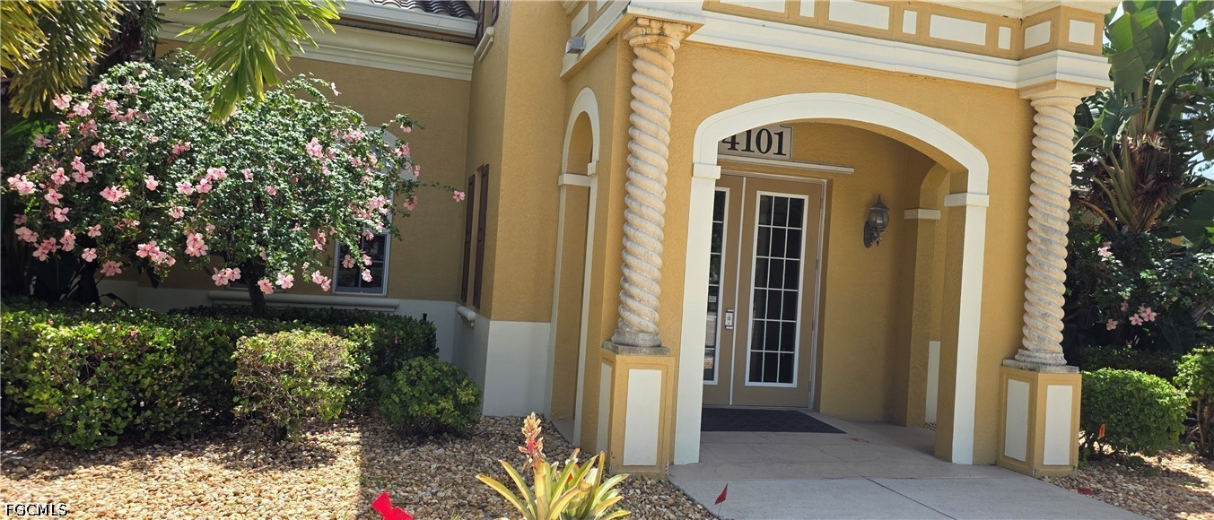 3 Bed Waterfront Home for Sale in Fort Myers, photo 39
