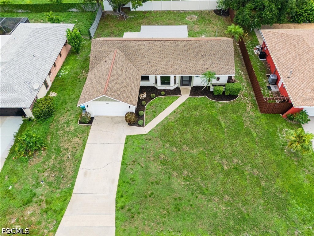 3 Bed SingleFamilyResidence for Sale in Cape Coral, photo 39