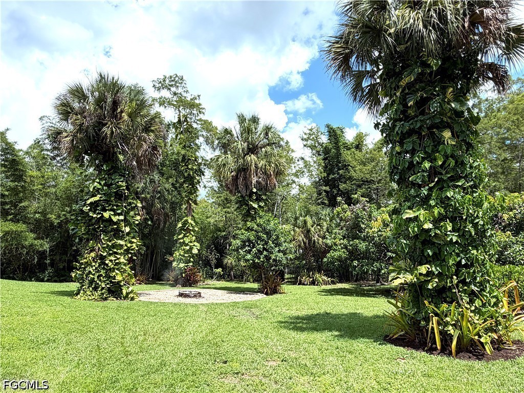 5 Bed SingleFamilyResidence for Sale in Naples, FL — photo 39