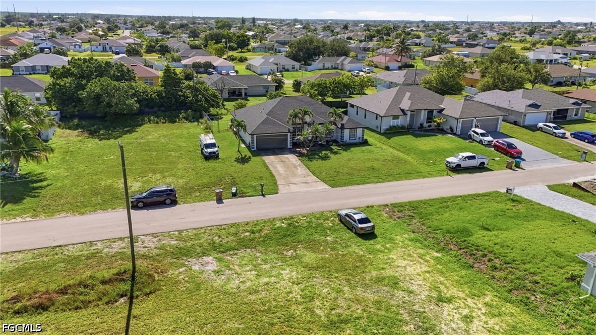 4 Bed SingleFamilyResidence for Sale in Cape Coral, photo 39