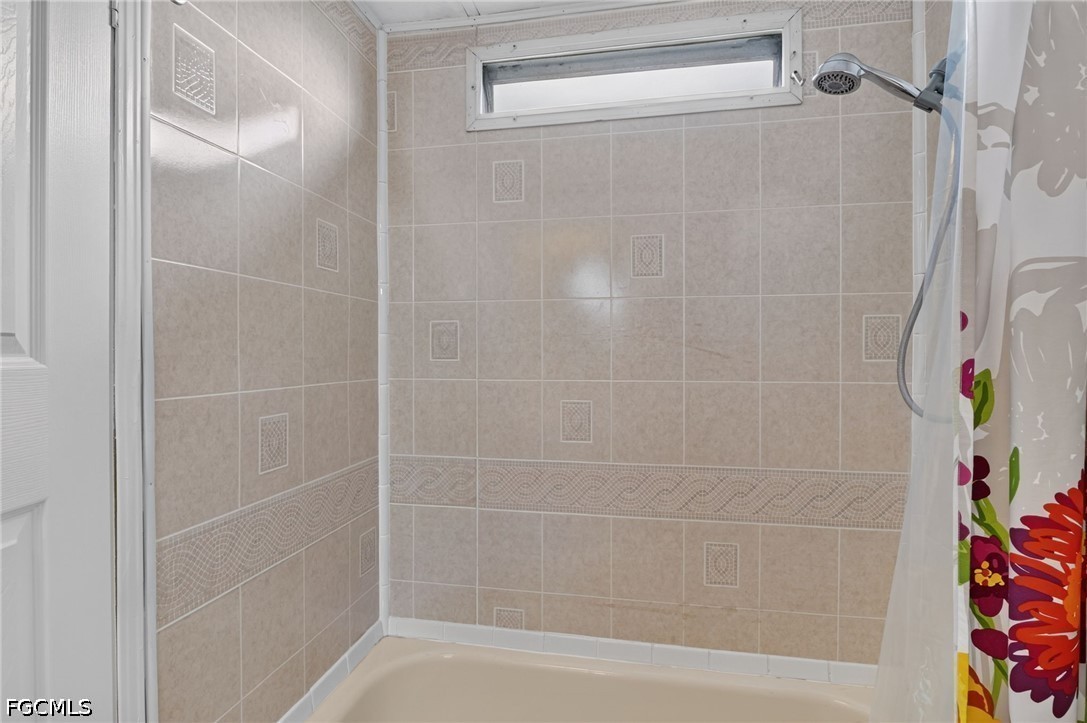 2 Bed ManufacturedHome for Sale in Old Bridge Village, FL — photo 39