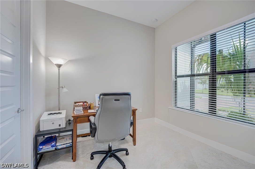 5 Bed SingleFamilyResidence for Sale in Avalon Park, FL — photo 39