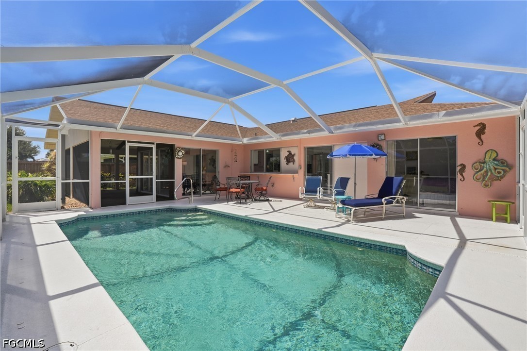 3 Bed Pool Home for Sale in Cape Coral, photo 39