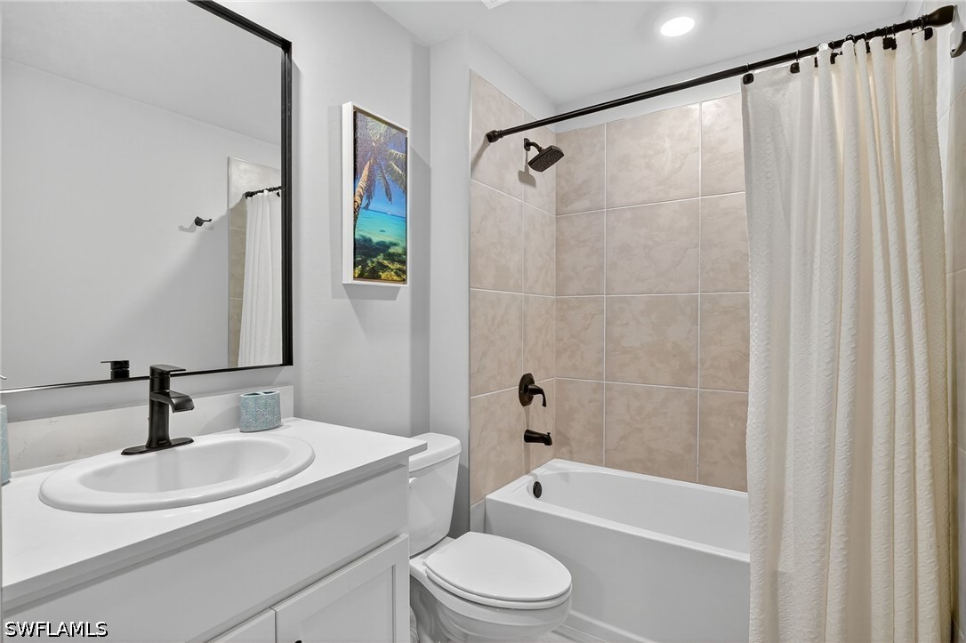 4 Bed SingleFamilyResidence for Sale in Lehigh Acres, FL — photo 39