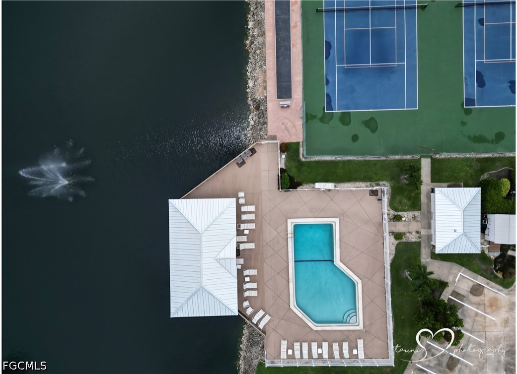 2 Bed SingleFamilyResidence for Sale in Fort Myers, FL — photo 39