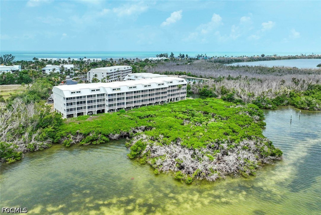 3 Bed Waterfront Home for Sale in Captiva, FL, $950,000 — photo 39