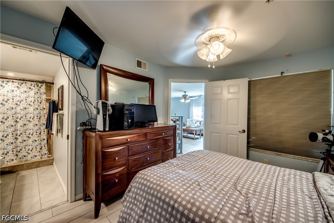 2 Bed Condominium for Sale in Coral Cove, photo 39