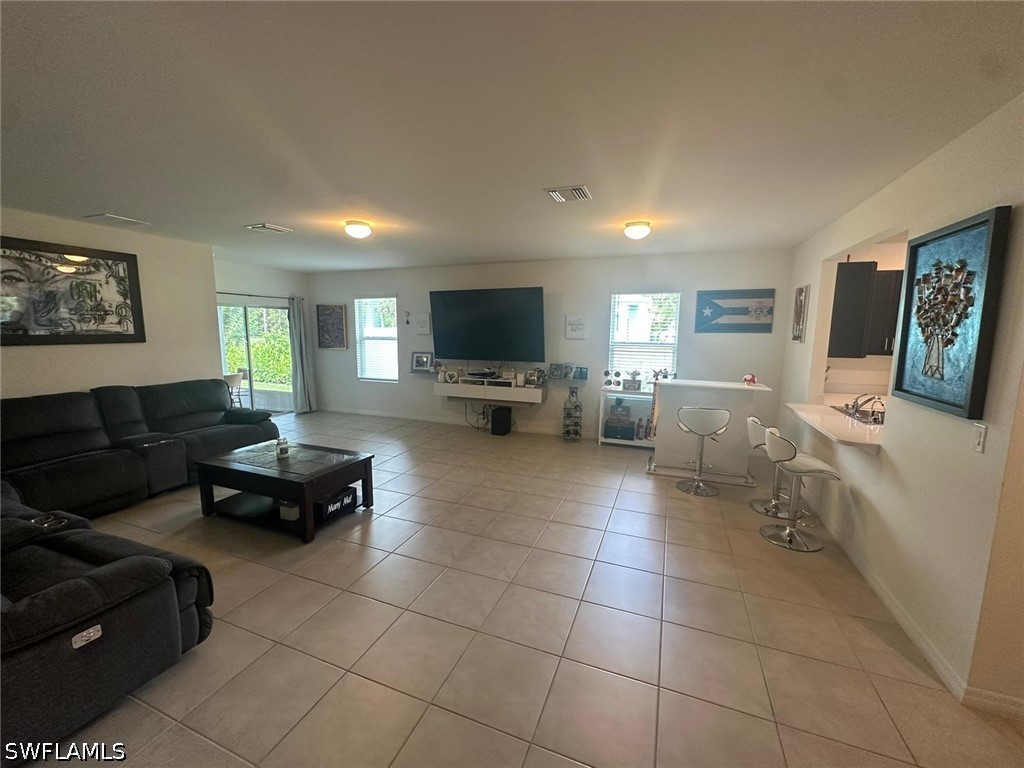 3 Bed SingleFamilyResidence for Sale in Naples, FL, $3,100 — photo 39