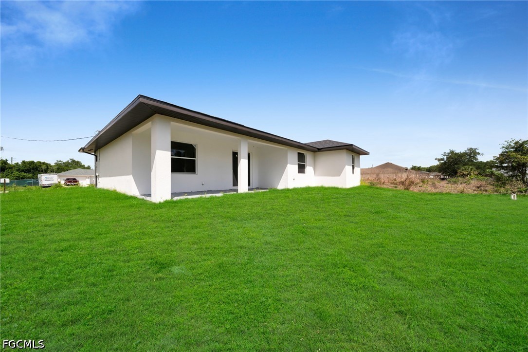 4 Bed SingleFamilyResidence for Sale in Lehigh Acres, photo 39